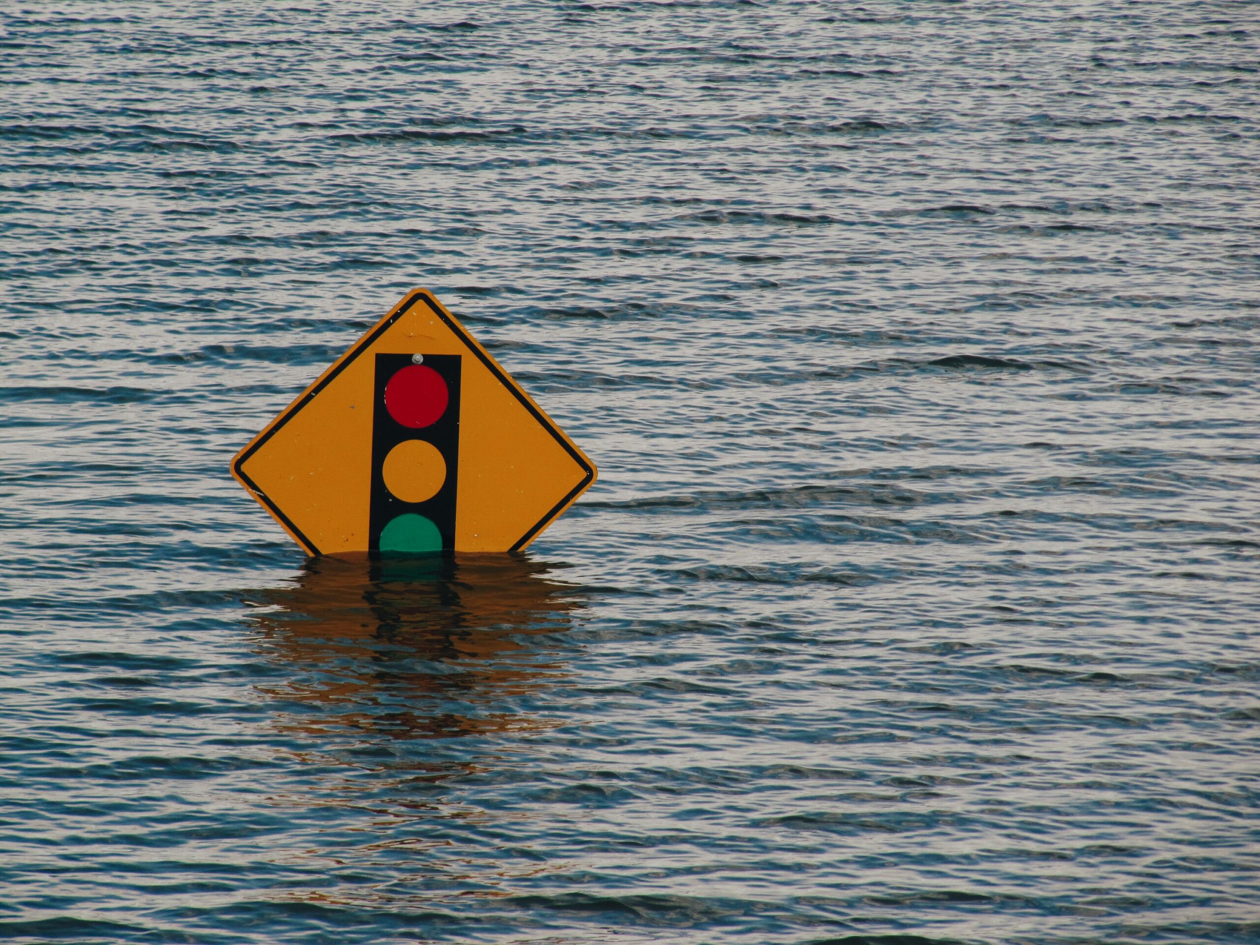 Escaping the Raging Floodwaters (Prophetic Prayer & Prophecy)
