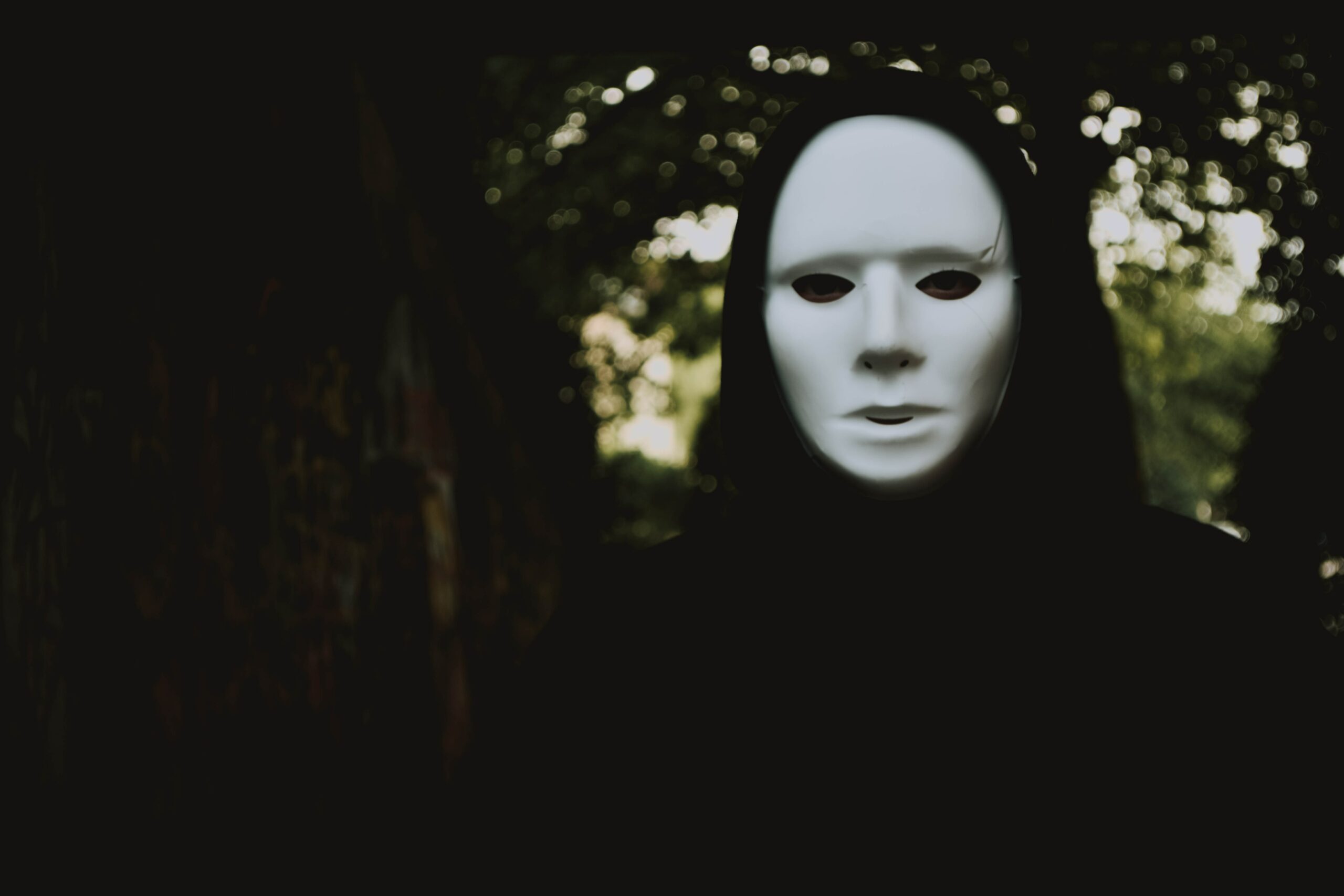 Prophetic Prayer: Unmasking Manipulative Frauds