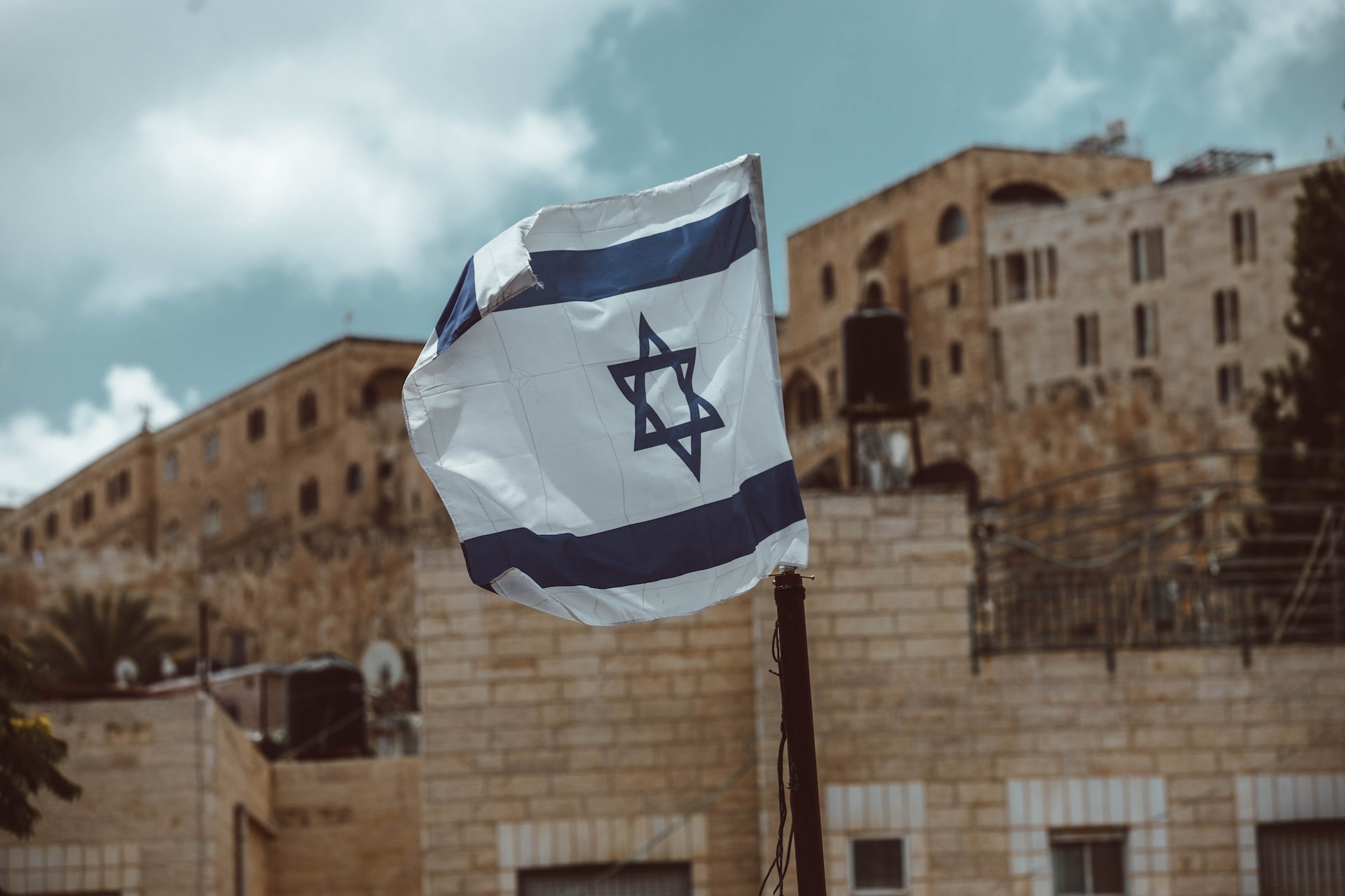 7 Urgent Prayers for the Defense of Israel