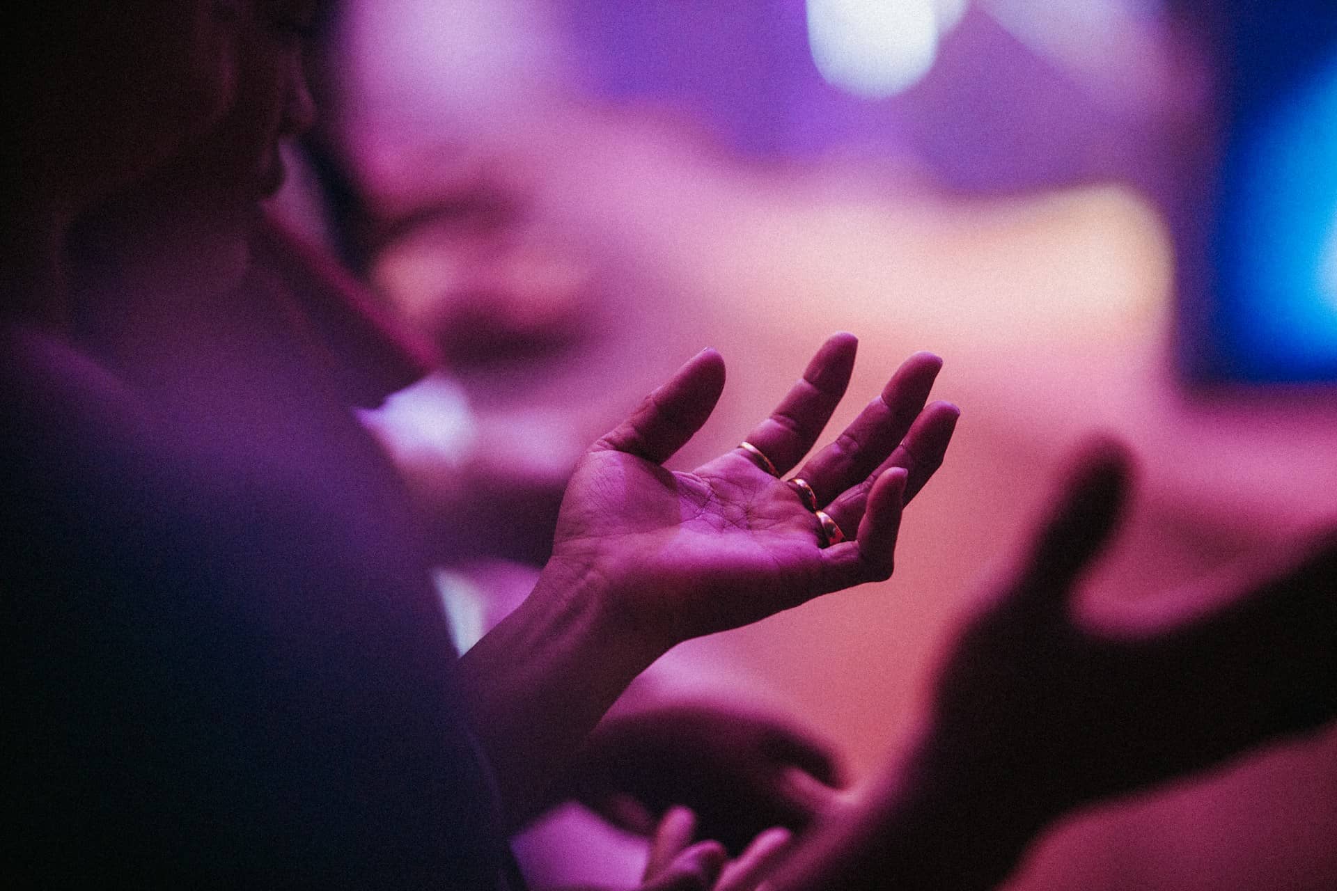 Prayers to Be Filled to Overflowing With Holy Spirit Power