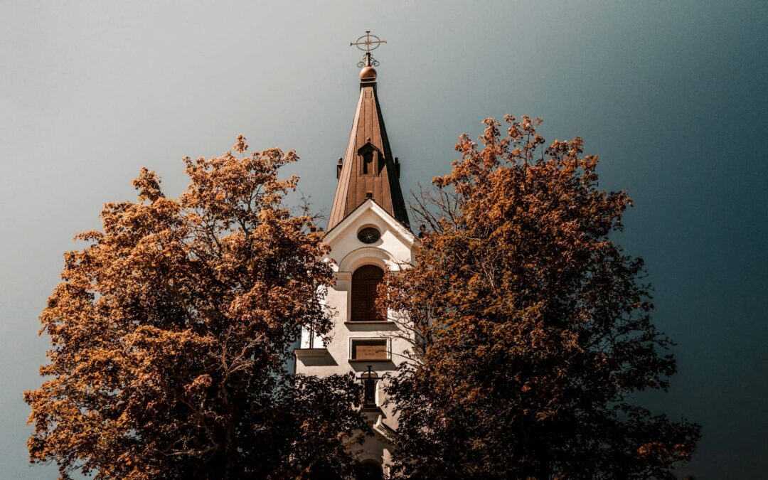 Prophetic Warning: A Vision of Two End-Times Churches