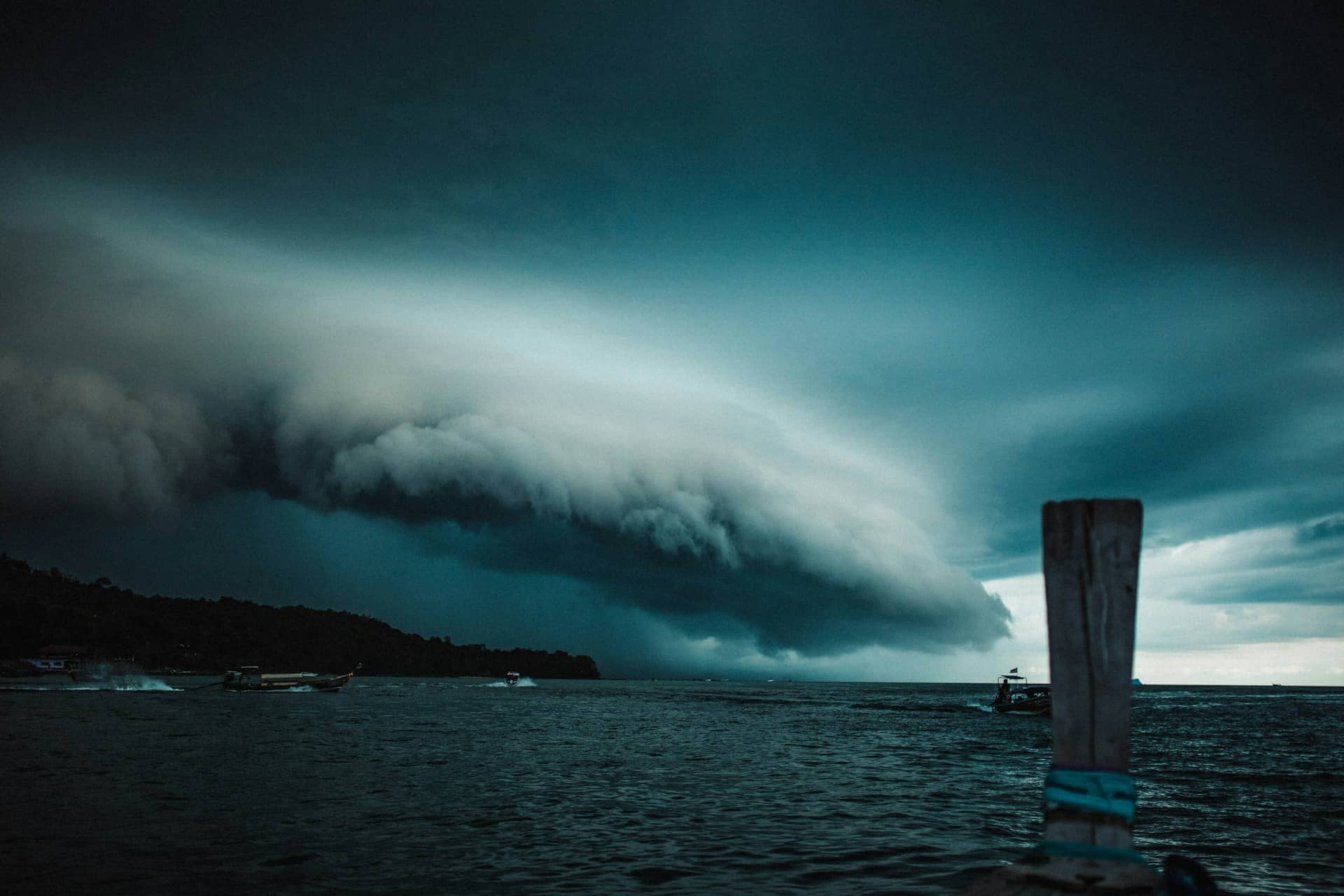 Warning Dream: The Storm That’s About to Shake Nations